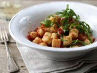 Basil Gnocchi with Tomato Sauce